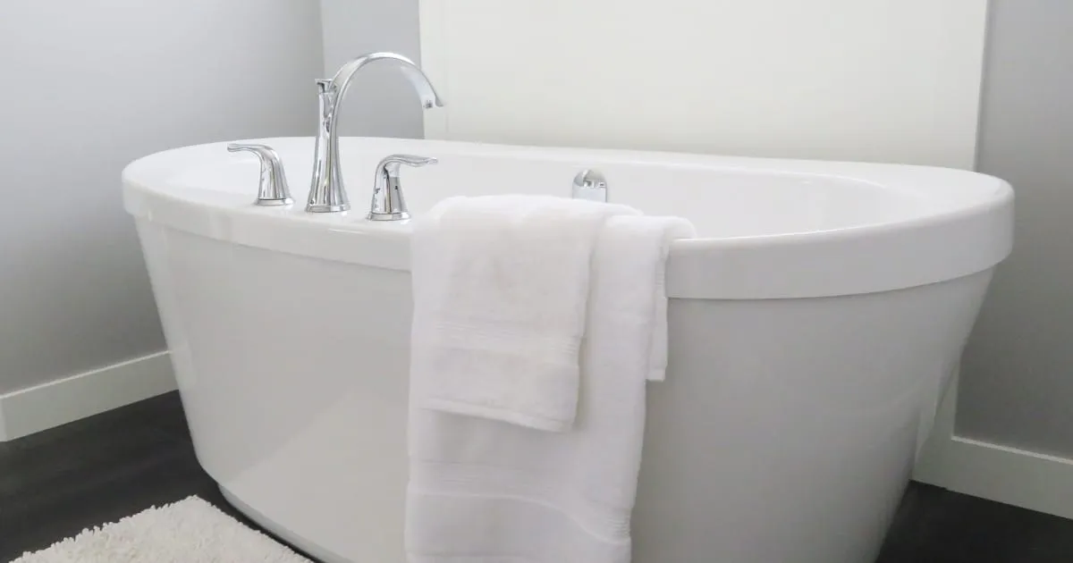 Are Whirlpool Bathtubs Worth Your Investment in 2023?