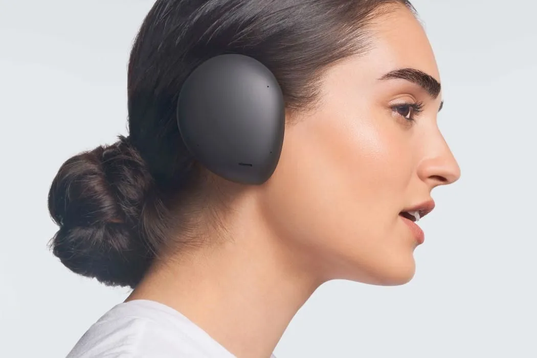 Can Fashion Headphones Translate Languages Effectively?