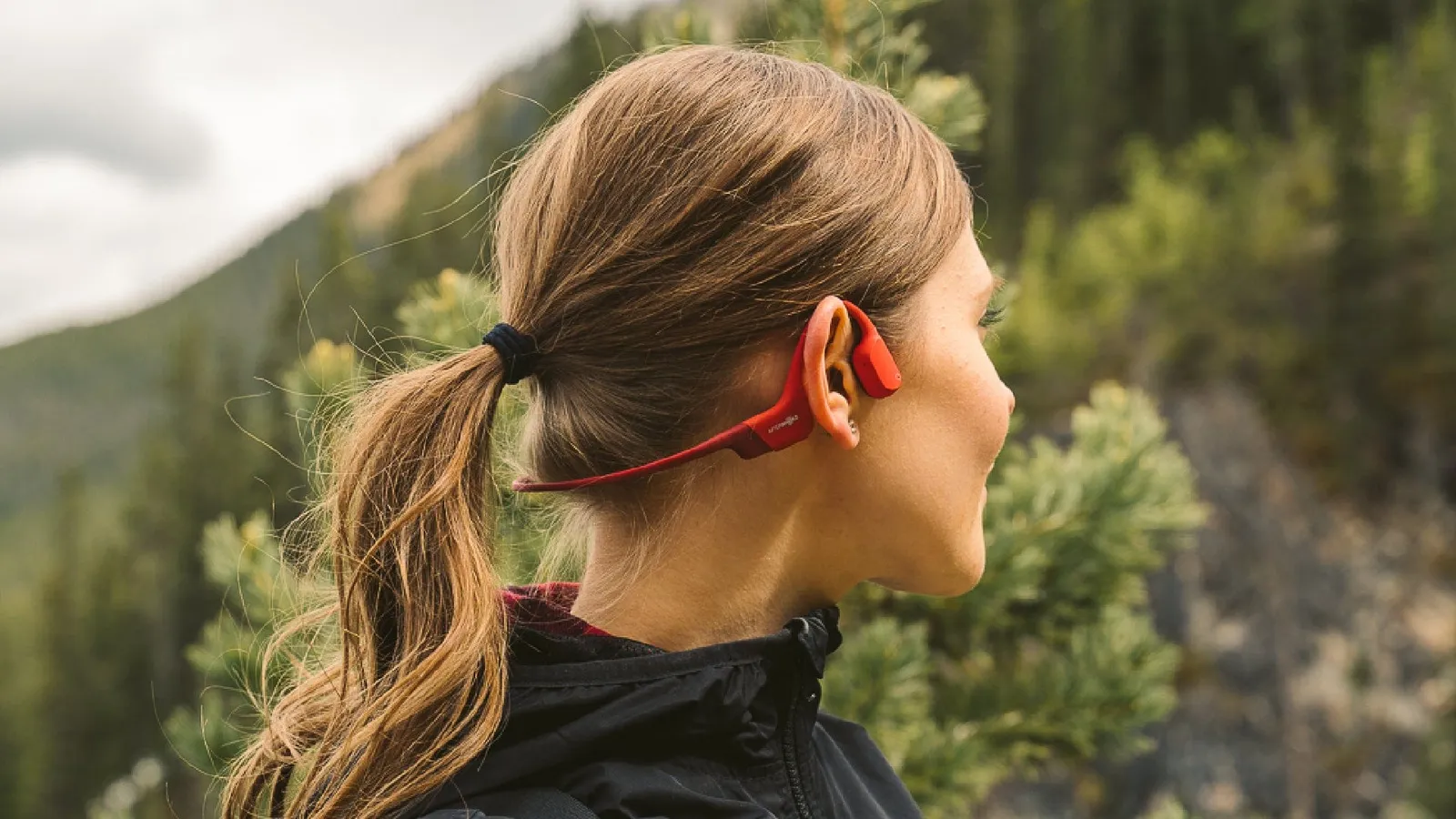 Open-Back Headphones: Pros and Cons for Outdoor Use