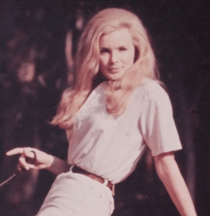 Linda Evans Early Life