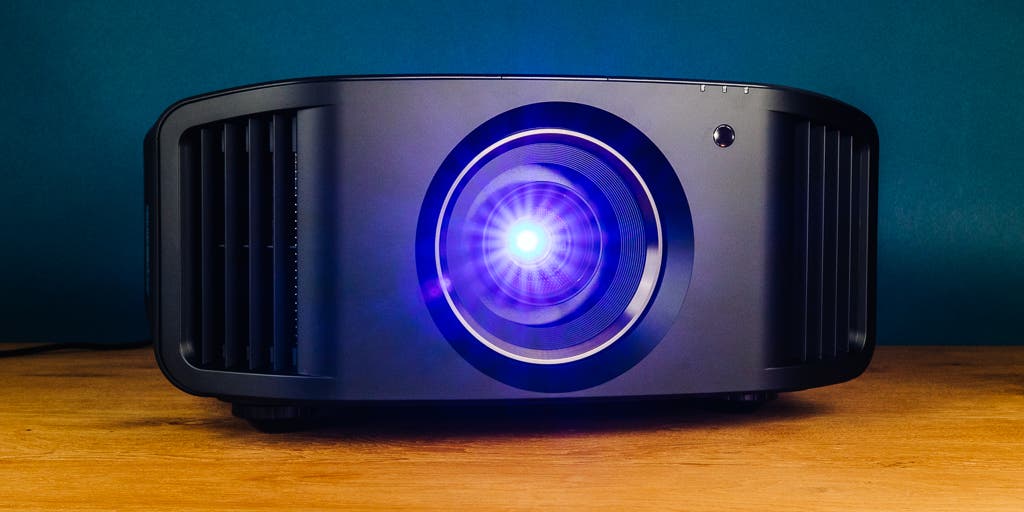 How to Choose the Right Pico Projector for Your Needs