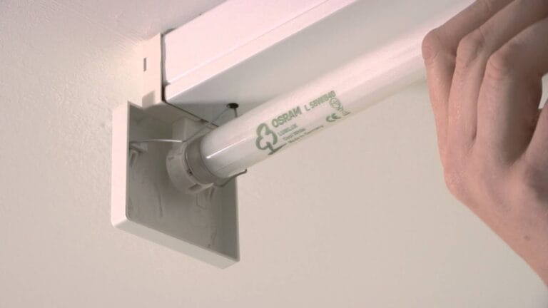 How To Change 2 Pin Fluorescent Light Bulb?