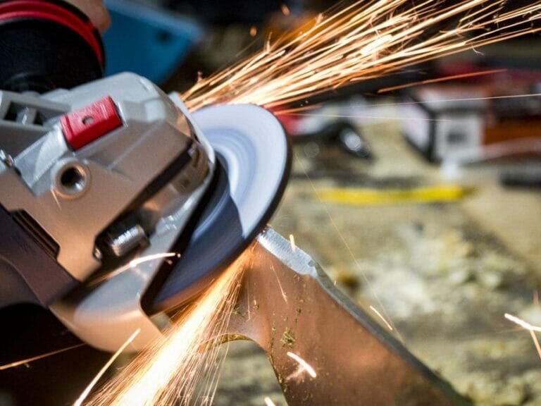 What’s The Ideal Angle For Grinding With An Angle Grinder?