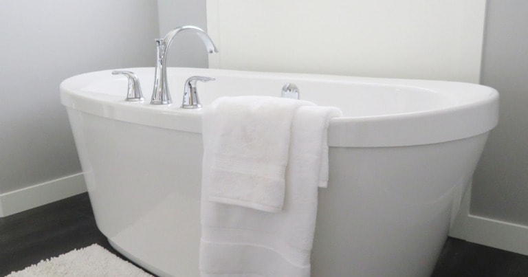 Are Whirlpool Bathtubs Worth The Investment?